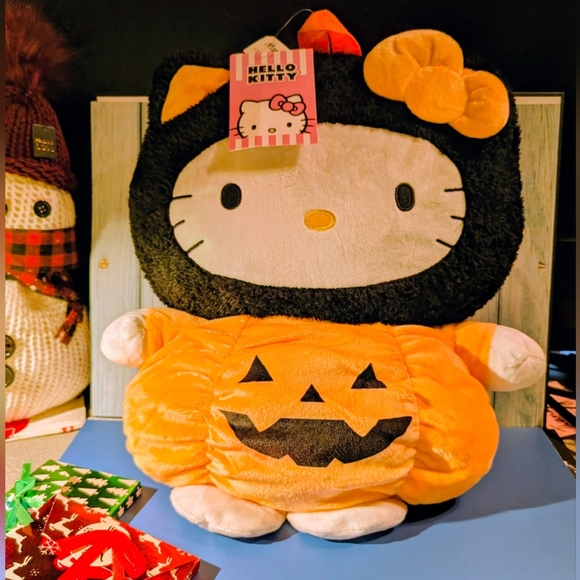 NWT** Hello Kitty Halloween Stuffed Animal Doubles As Backpack- 15"W, 16" T - Picture 1 of 6